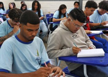 Pé-de-Meia: Pagamento da 7ª Parcela Começa Hoje Para Estudantes Elegíveis