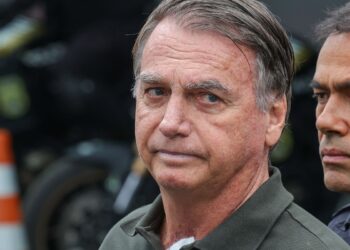 Bolsonaro Submetido a Procedimentos Dermatológicos e Retorna ao Cumprimento da Prisão Domiciliar 10 Bolsonaro Submetido a Procedimentos Dermatológicos e Retorna ao Cumprimento da Prisão Domiciliar