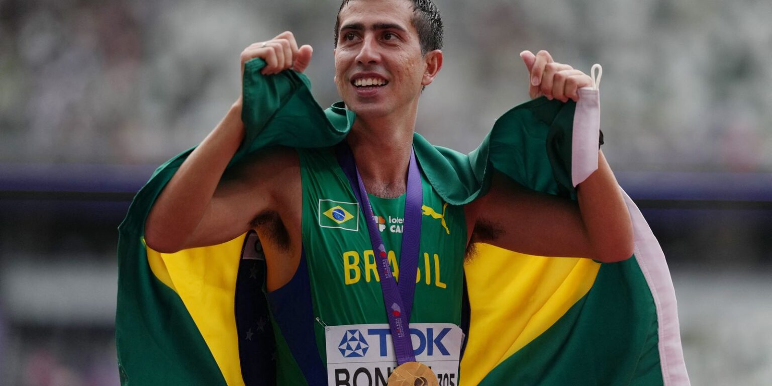 Caio Bonfim Faz História e Conquista Ouro Mundial na Marcha Atlética em Tóquio