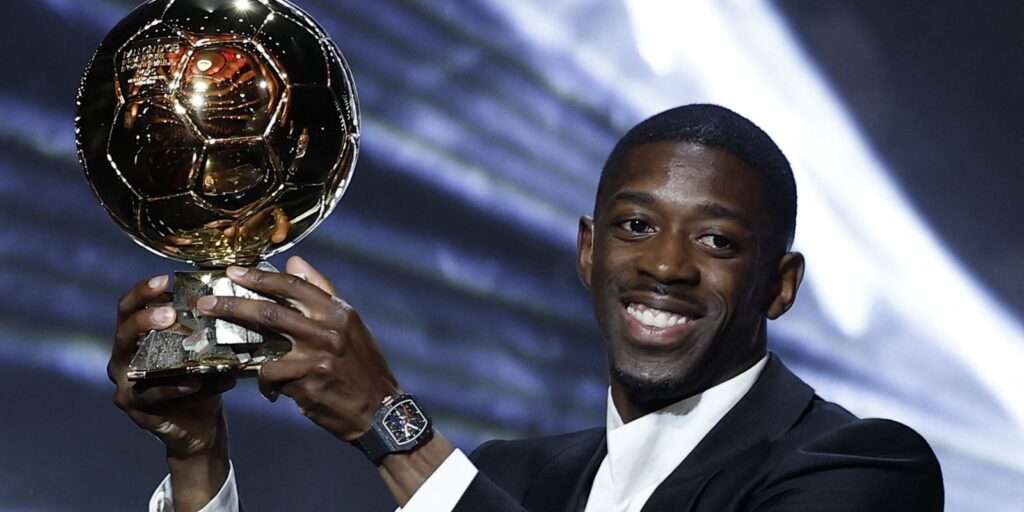 Dembélé e Bonmatí Levam Bola de Ouro de Melhores do Mundo em 2025