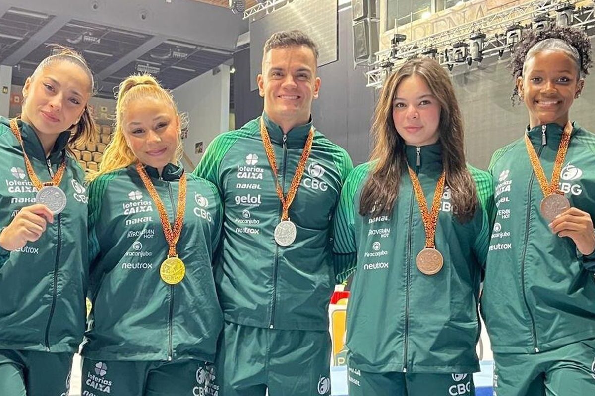 Ginastas brasileiros encerram competicao na hungria com cinco podios