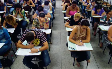 Edital de Concursos Públicos