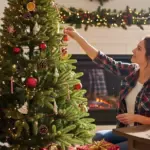 O que fazer no Natal sozinha: 7 ideias surpreendentes! 2 Passar o Natal sozinha: Como transformar a solidão em alegria?