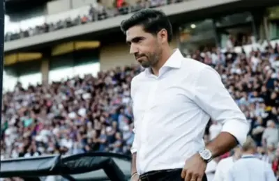 Renovação de Abel Ferreira