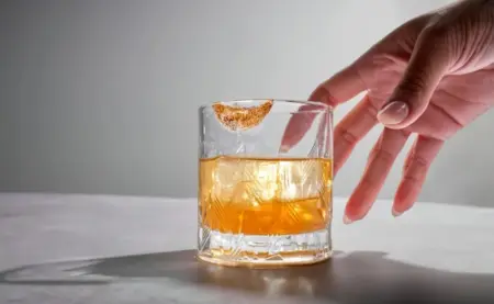 Por que a combinação de álcool com energético pode ser perigosa? álcool com energético