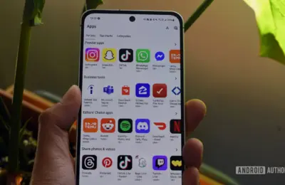 É possível usar um celular Android sem a Google Play Store? Veja os desafios