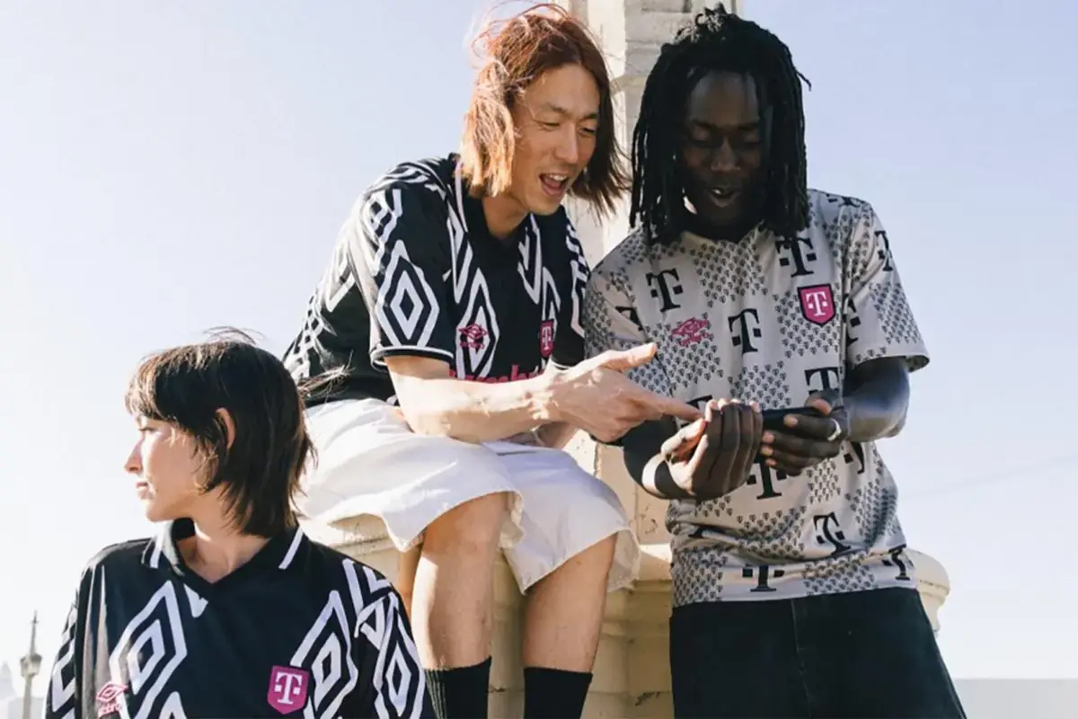 T-Mobile lança camisas de futebol em edição limitada por 60 dólares