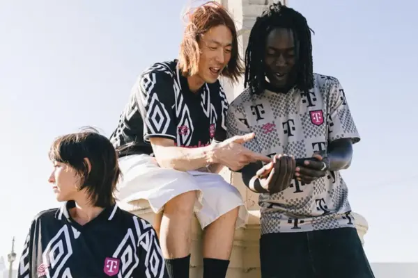 T-Mobile lança camisas de futebol em edição limitada por 60 dólares
