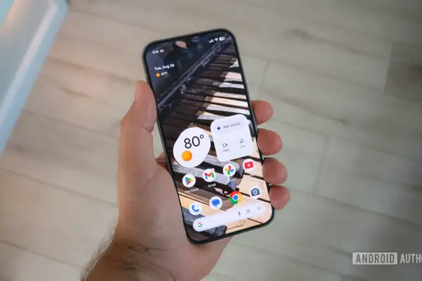 Google libera novos papéis de parede temáticos de gigantes do futebol europeu para usuários Pixel