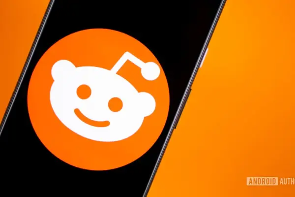 Reddit introduz ferramenta de IA para moderar publicações e identificar violações de regras