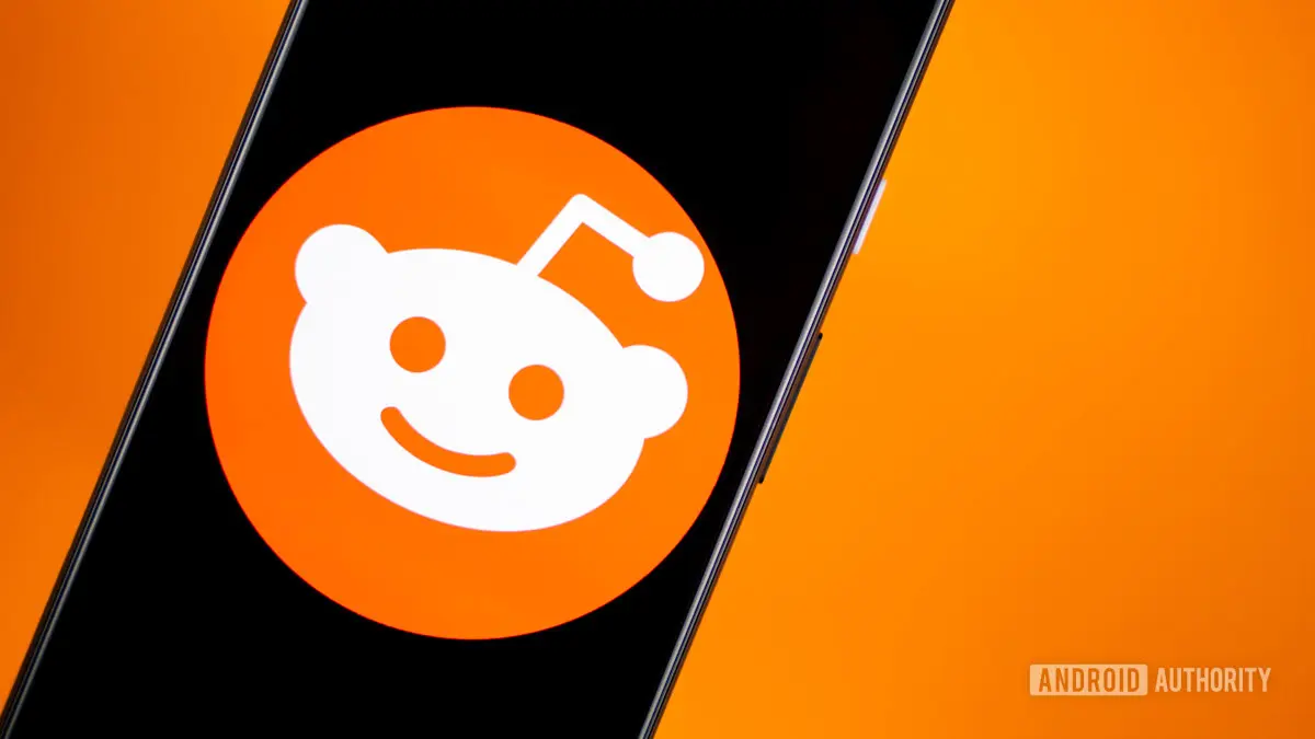 Reddit introduz ferramenta de IA para moderar publicações e identificar violações de regras