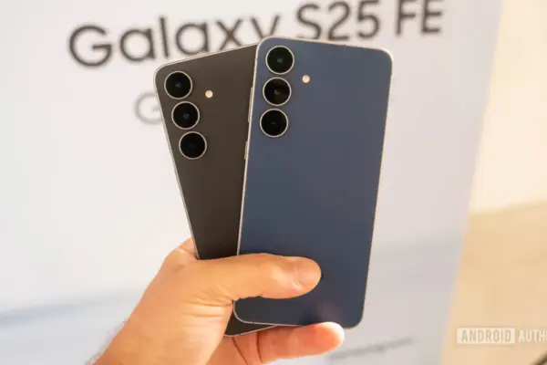Samsung confirma desenvolvimento do Galaxy S26 FE e lançamento deve ocorrer em breve